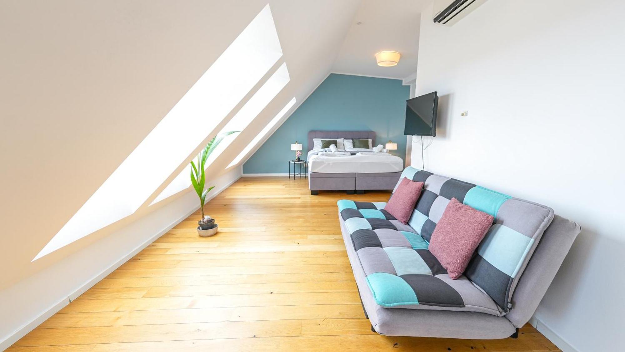 Christiano Hauptbahnhof | Contactless Check-in Apartment *